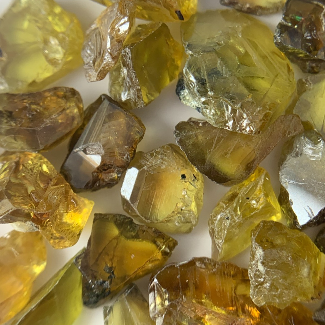53 Ct Natural Sphene (Titanite) Rough Lot | Yellow-Green Fire Dispersion | Pak