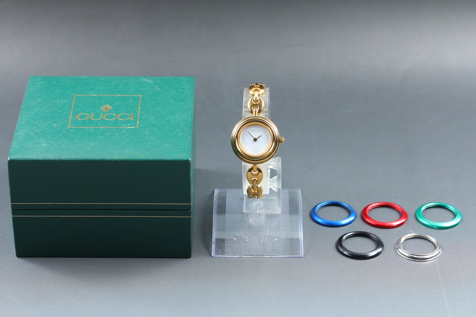[Near MINT w/Box] GUCCI Change Bezel 11/12.2 6 Colors Bracelet Qz Women’s Watch