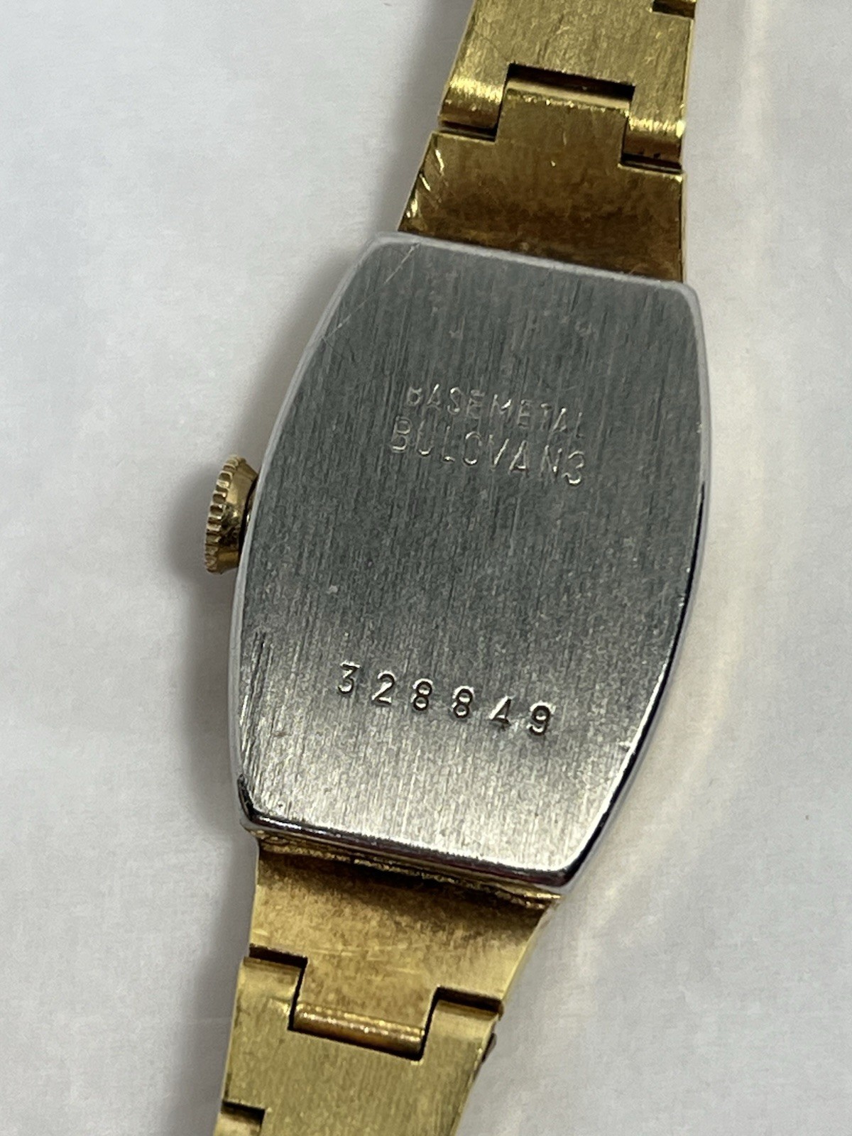Women’s Bulova 1973 Vintage 6CL Mechanical Wind Gold Tone Swiss Made Watch-WORKS
