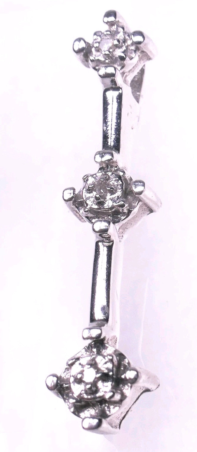 10K White Gold 3-Stone Natural Diamond Vertical Drop Pendant 1.09 Grams