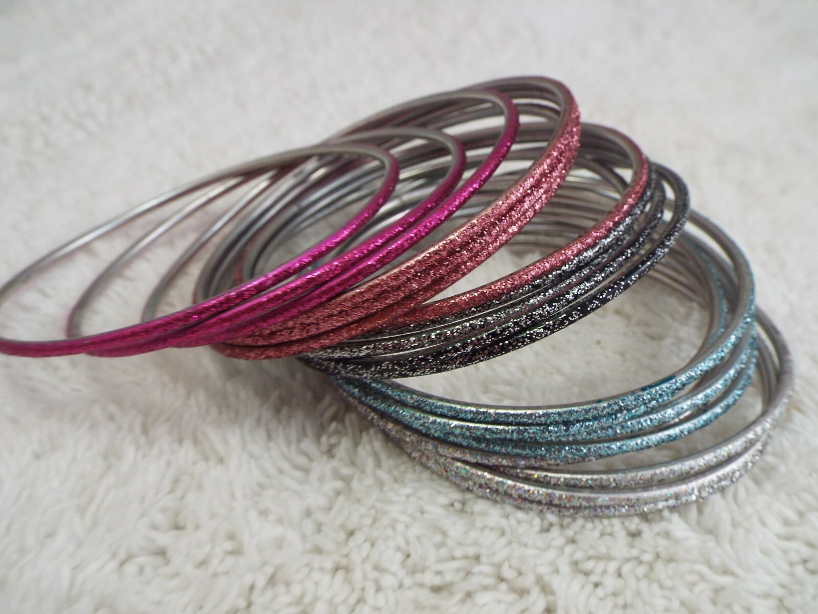 20 pc Colorful Glitter Bangle Bracelet Set (B27)