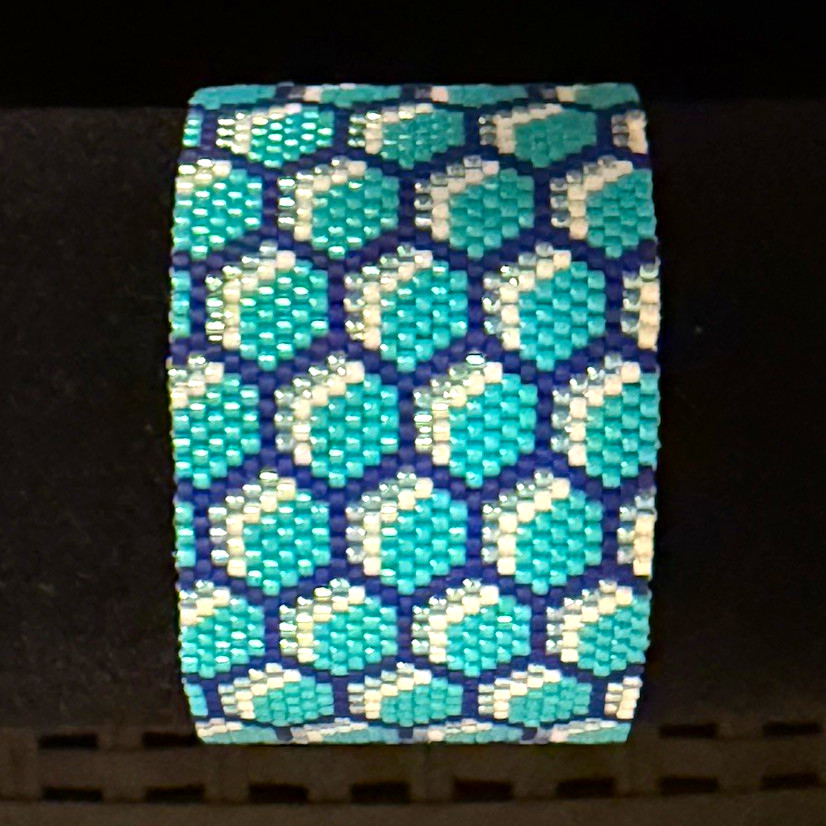 Handmade Honeycomb, Seed bead Bracelet. Length 7.5”.