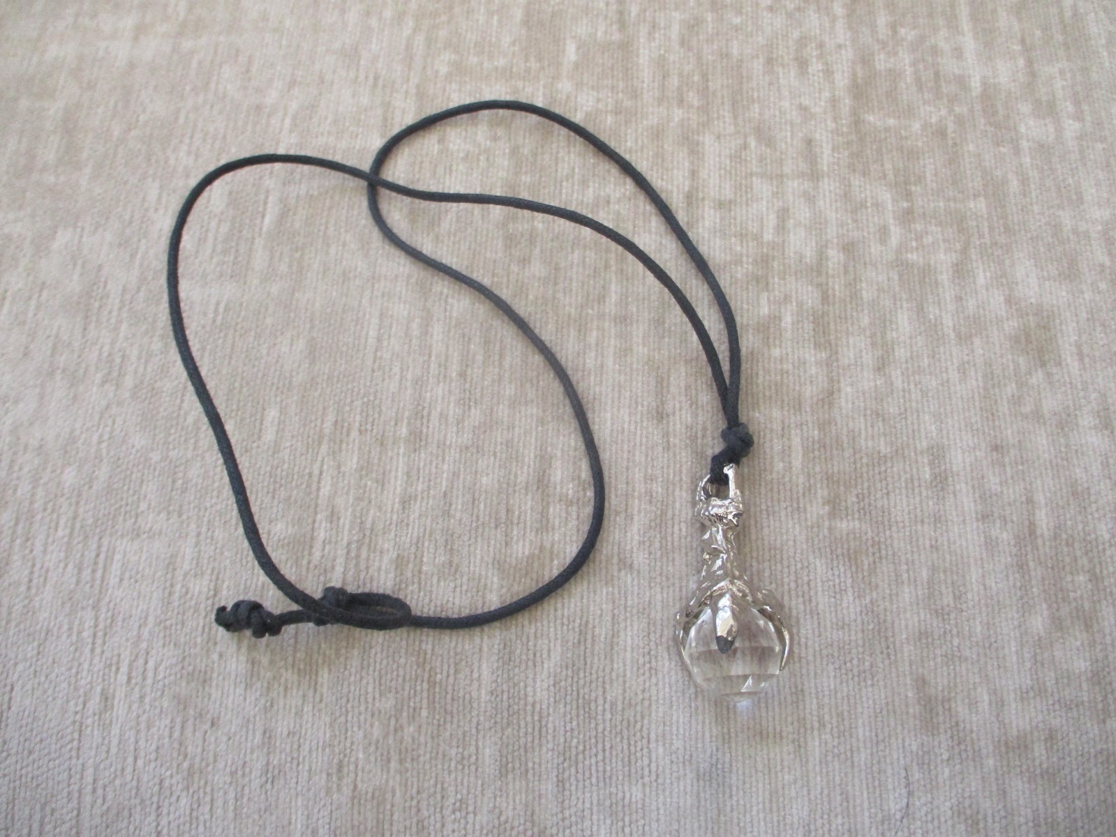 Dragon Eagle Claw Crystal Ball Pendant Necklace Charm Gothic Fantasy Silver Tone