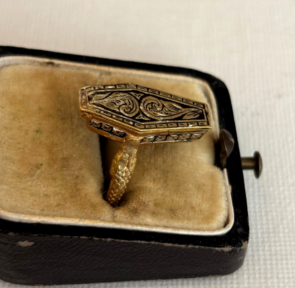 Ant. French Imperial Memento Mori Snake Casket Pill Box Silver Gild Enamel Ring