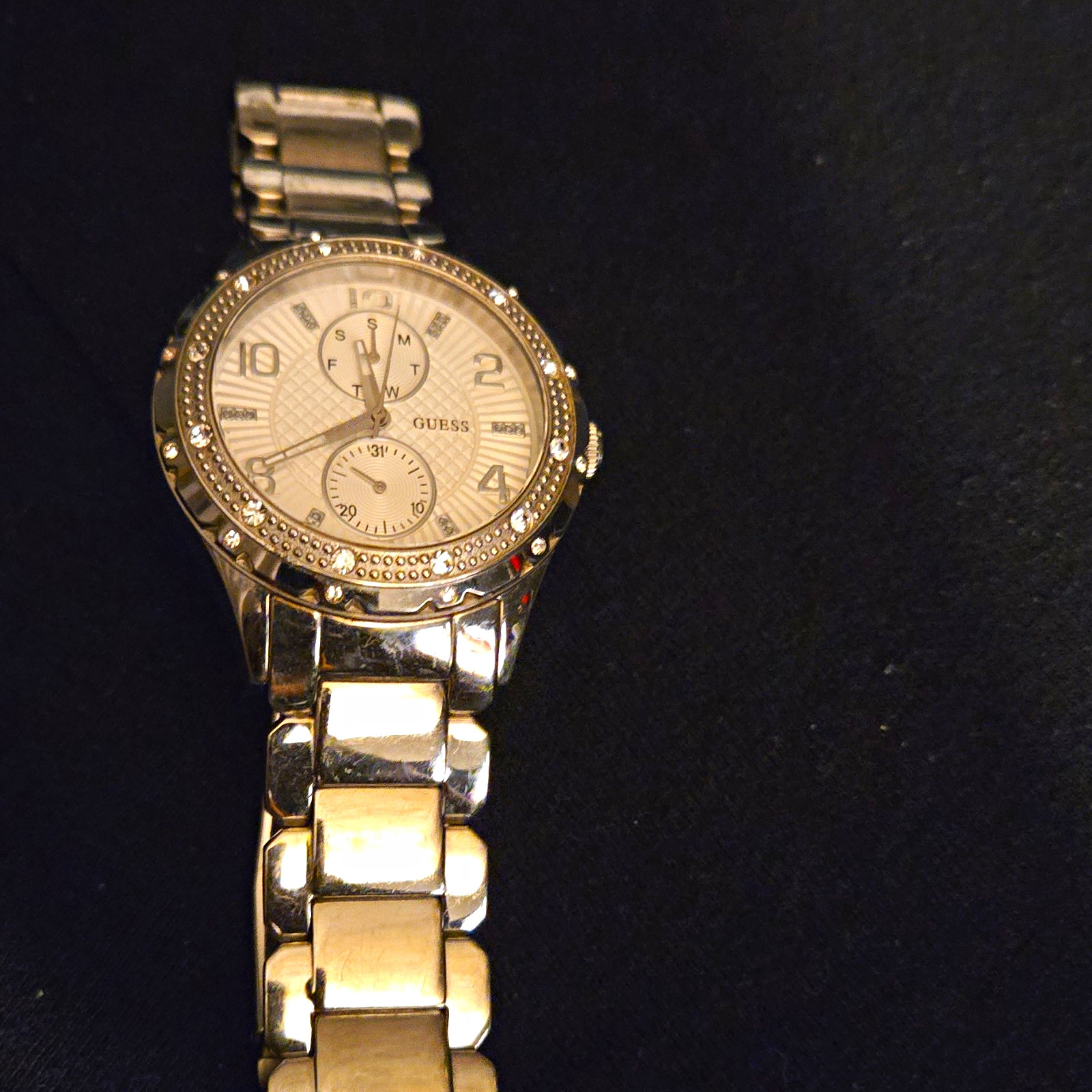 GUESS Steel Women’s Quartz Bracelet Watch Silver Tone Water Resistant