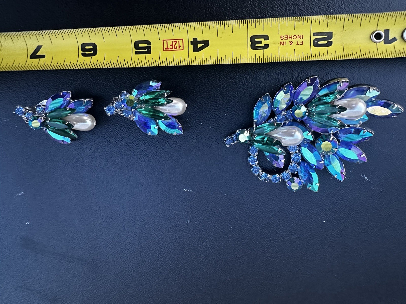 Vintage Juliana D&E Rhinestone Crystal Brooch And Clip On Set Ref 2361