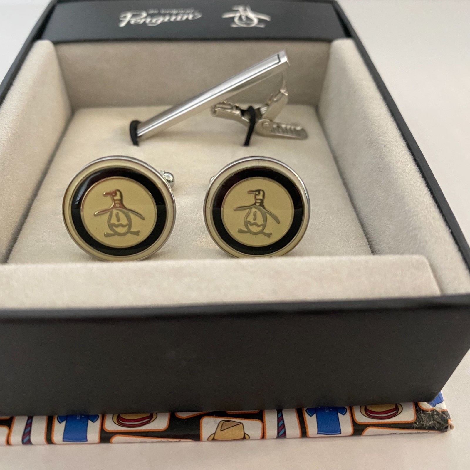 Original Penguin Cufflinks & Tie Bar Gift Set Silver Tone NIB Dress Formal Box
