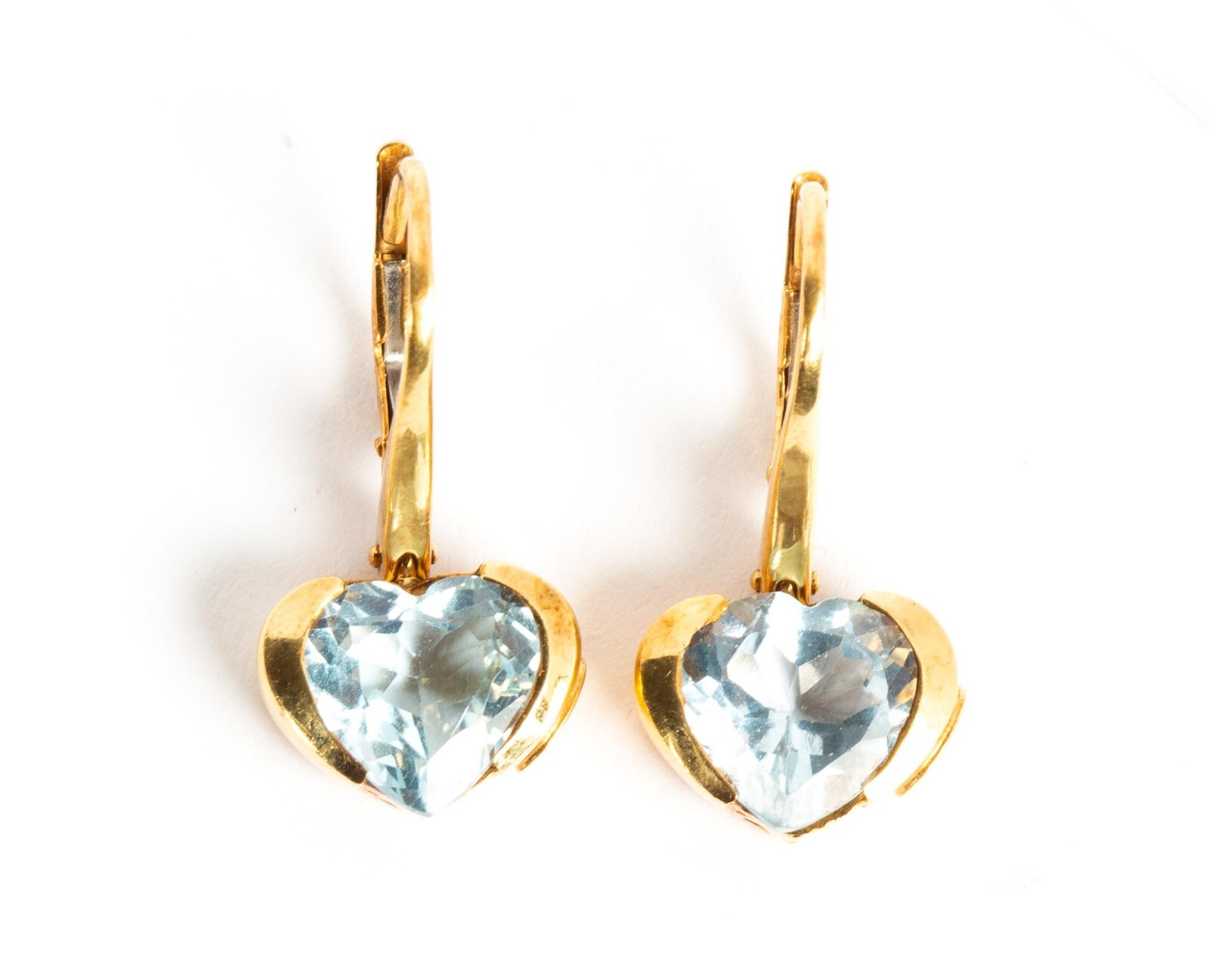 Le-Gi 18k blue topaz heart dangle earrings