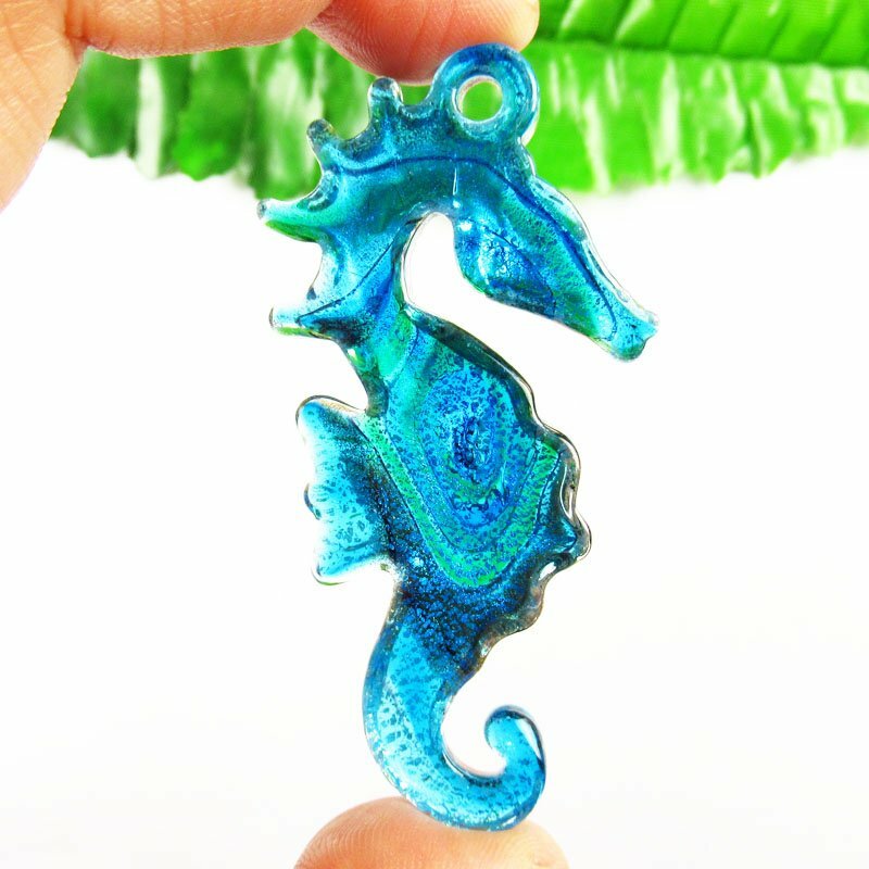 2pcs Blue Green Gold Inlaid Lampwork Gslass Sea Horse Pendant Bead 67x33x7mm LL5