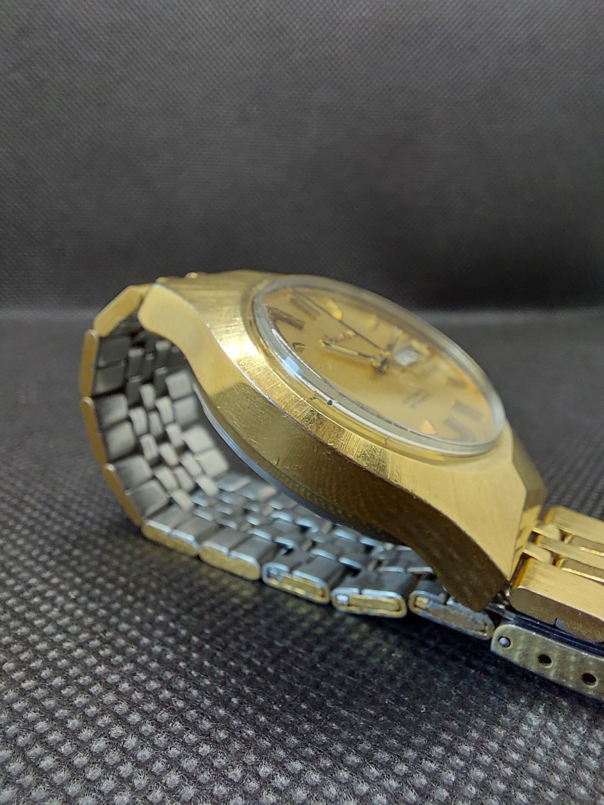 Vintage Bulova Set-o-matic Dual-Day Cal. ETA 2879 – Serviced