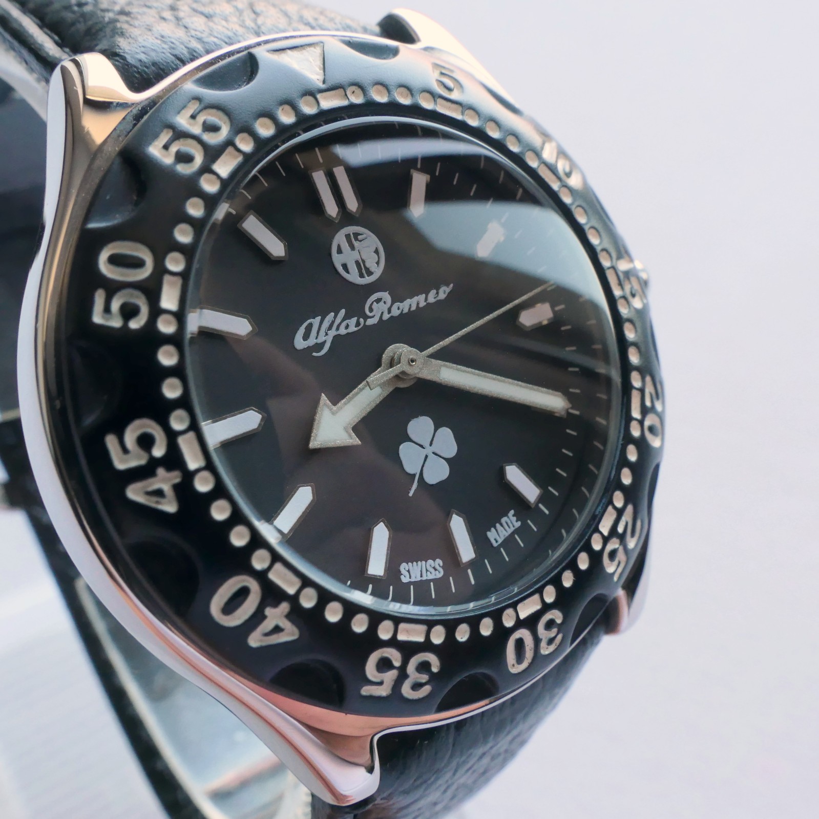 Alfa Romeo Quadrifoglio Classic Driver Pilot Sport Car Accessory Swiss Watch