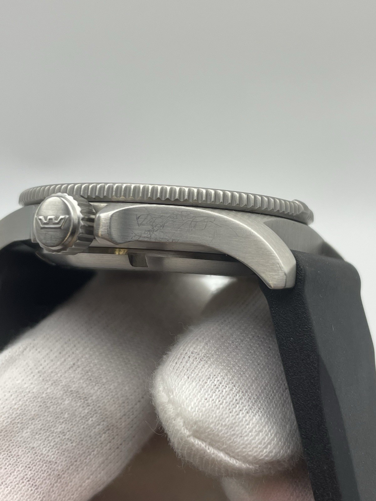 Glycine Combat Sub GMT GL0382 42mm Swiss Automatic Movement