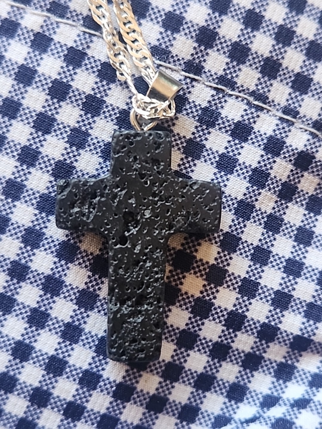 22″ STERLING SILVER SINGAPORE CHAIN With 25mm GENUINE LAVA STONE CROSS