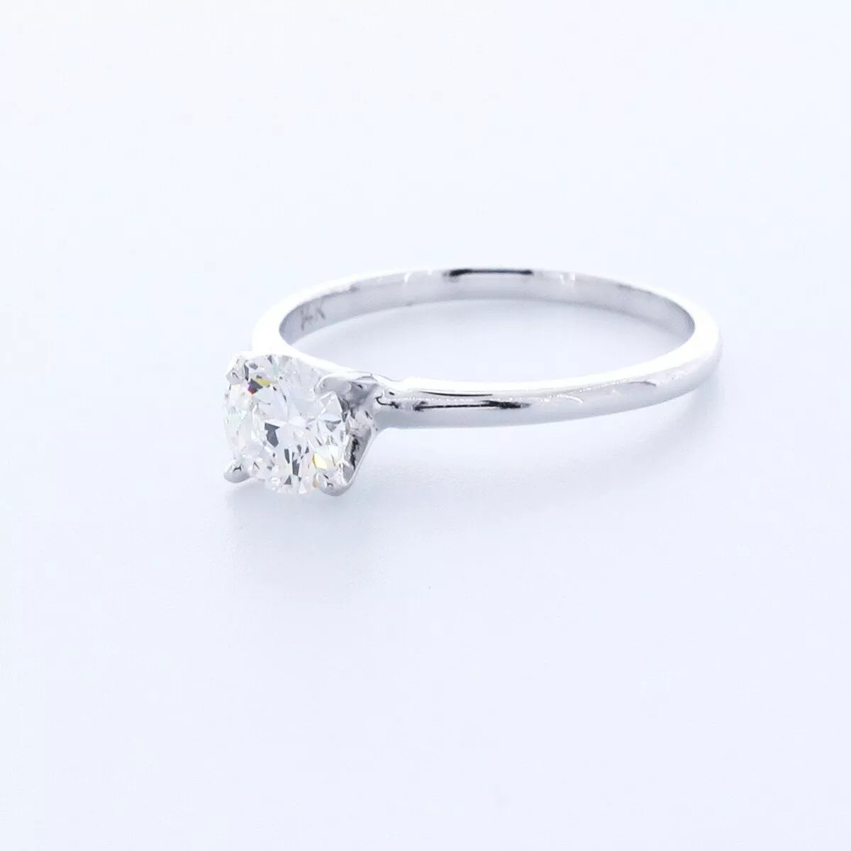 Solitaire Engagement Ring 14K Gold Classic 0.78 CT Round Lab-Grown Diamond D VS1