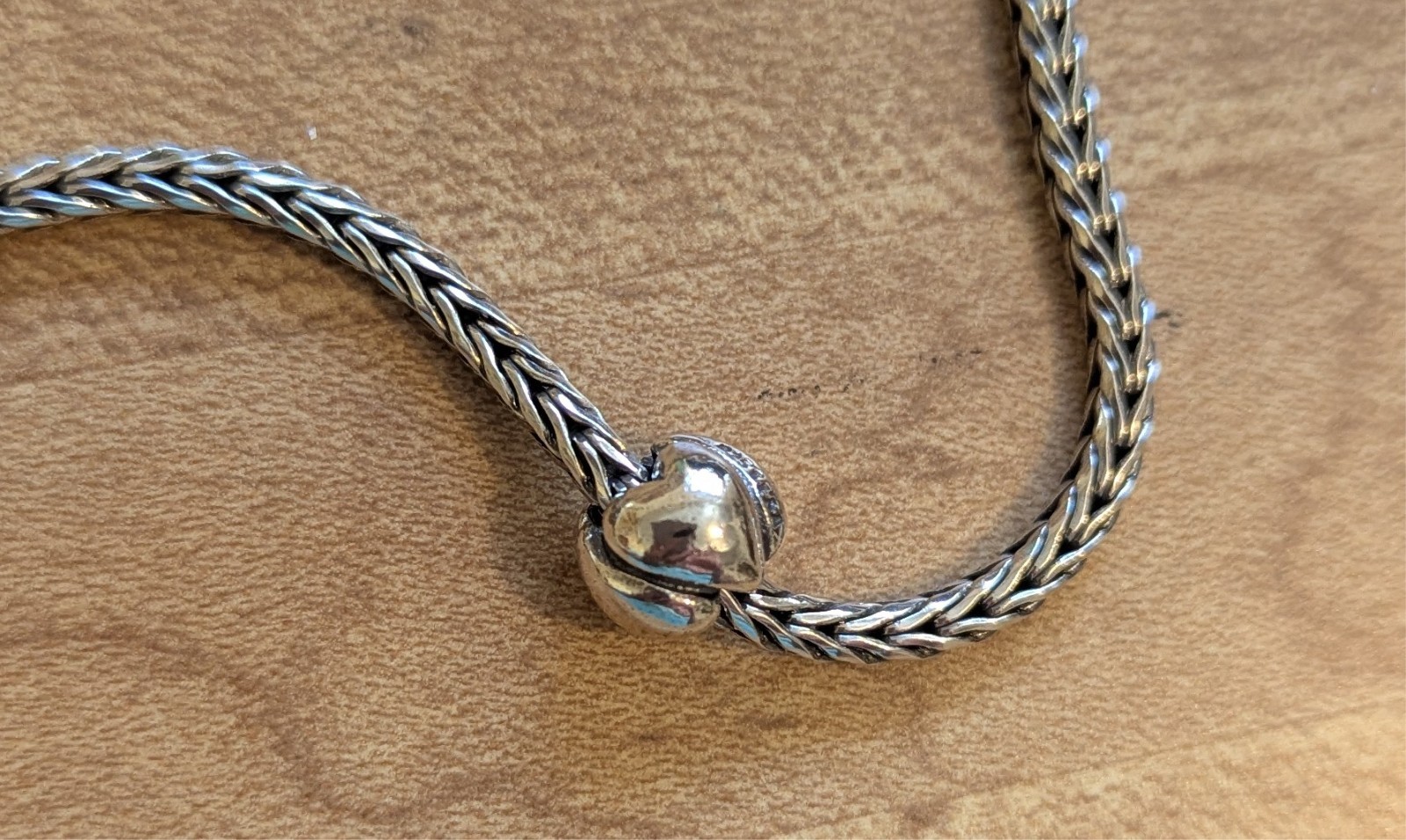 Authentic TrollBeads Small Hearts bead