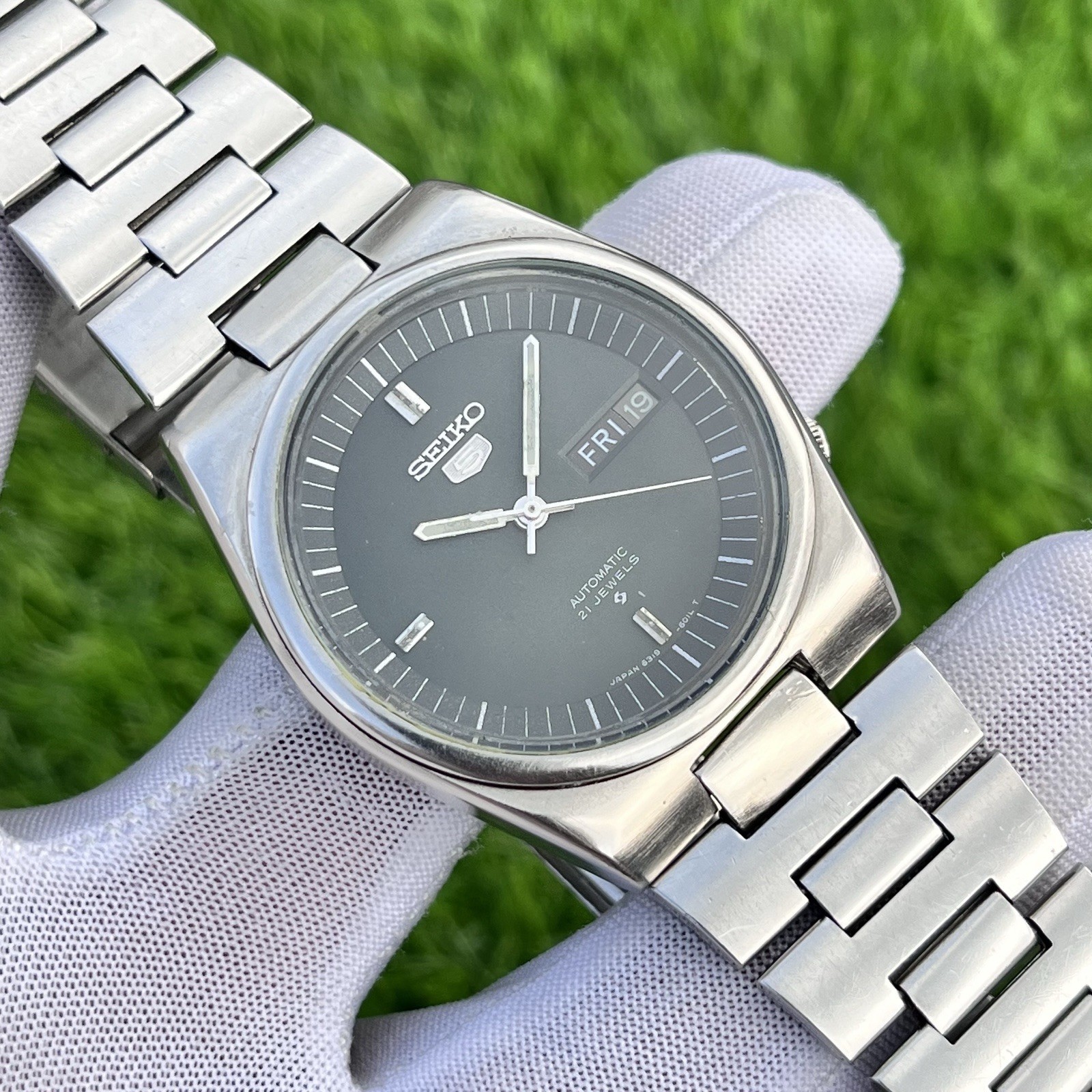 Vintage Seiko 5 Automatic 17J Dress Formal Japan Made Men’s Watch 6319-6010