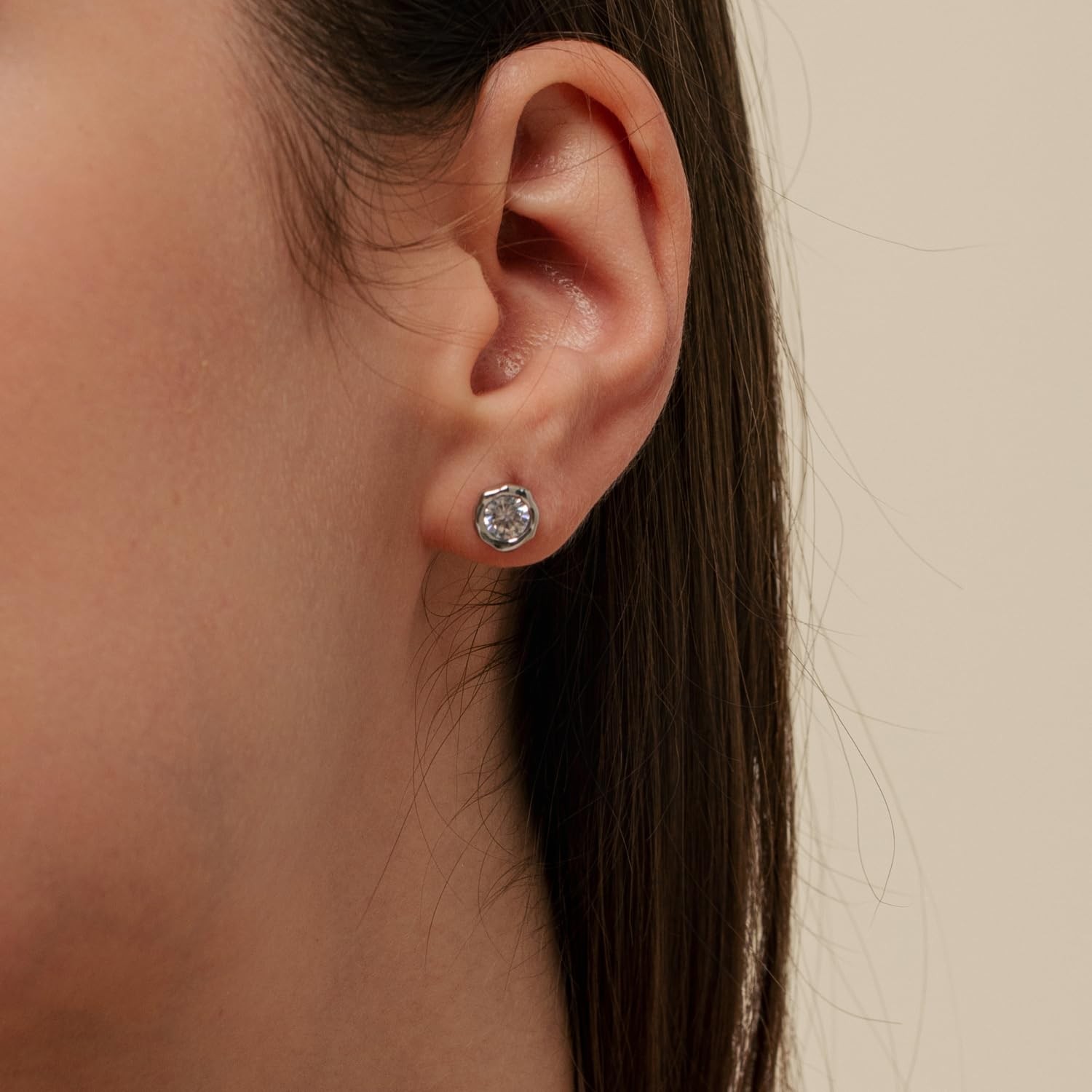 Belle Brighton Irregular Cubic Zirconia Stud Earrings 18k One Size, Silver