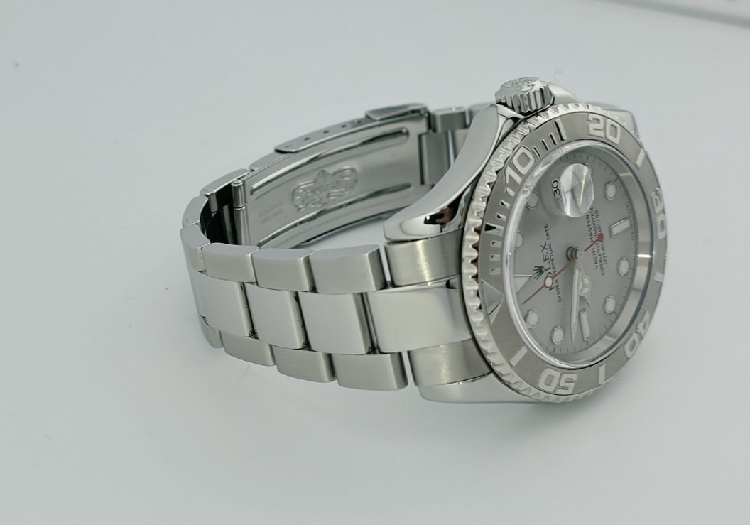 Rolex Yacht Master Oyster Perpetual Date Watch 40mm Platinum Automatic Men 16622