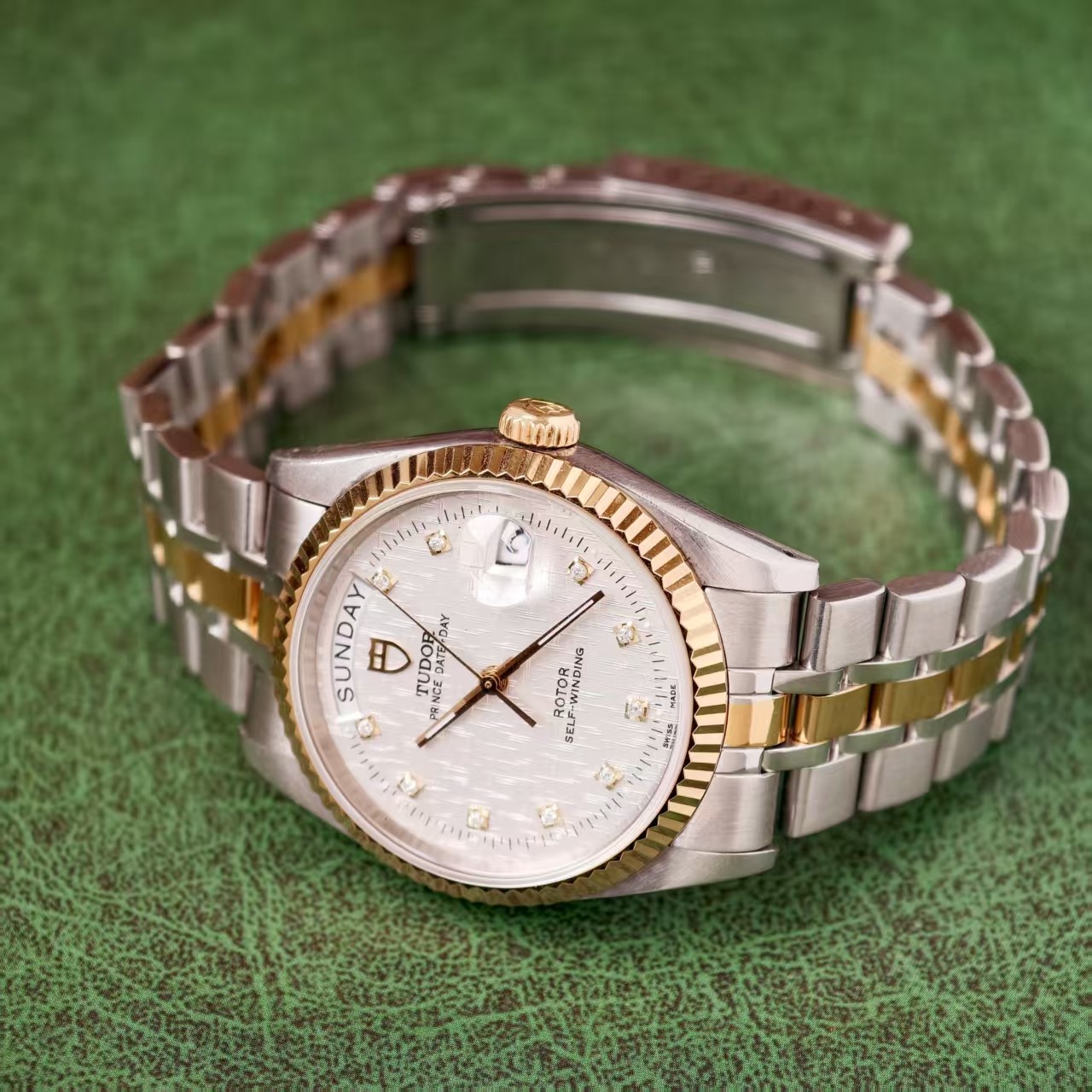 Tudor Sliver 10-Diam Linen Dial 76213 Prince Date Men’s Watch Automatic 36mm