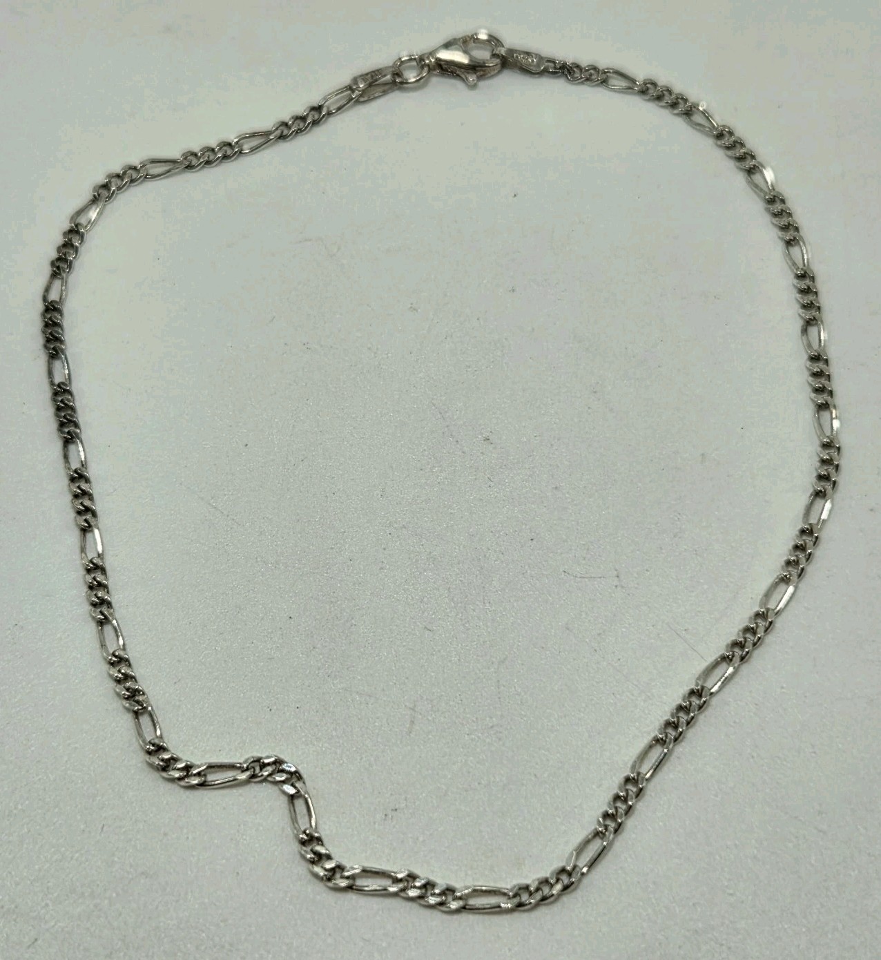 925 Sterling Silver Figaro Chain Anklet – 10-1/8″ – 2.65g – Made In Italy