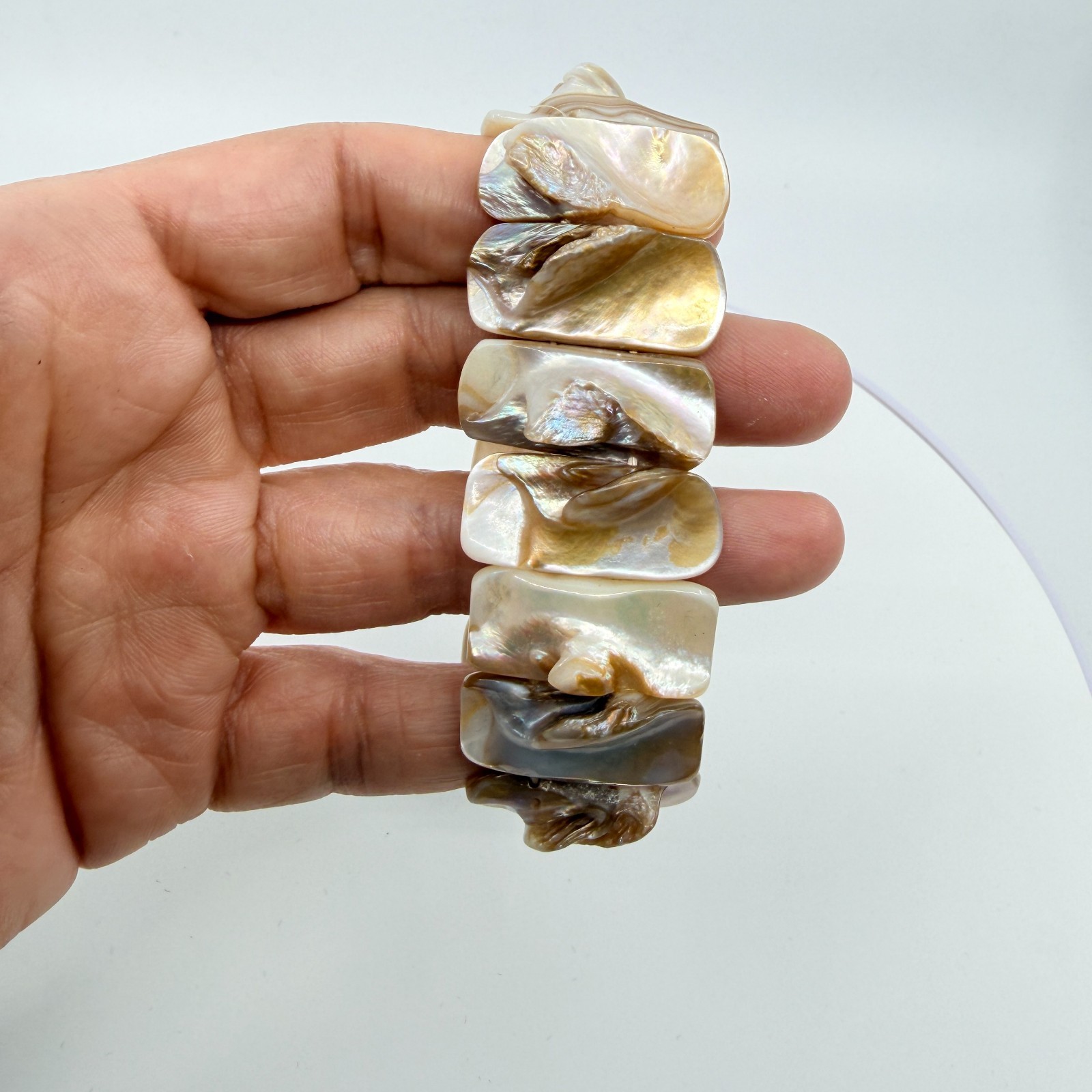 Vintage Mother of Pearl Shell Statement Bracelet Iridescent Coastal Chic Stretch
