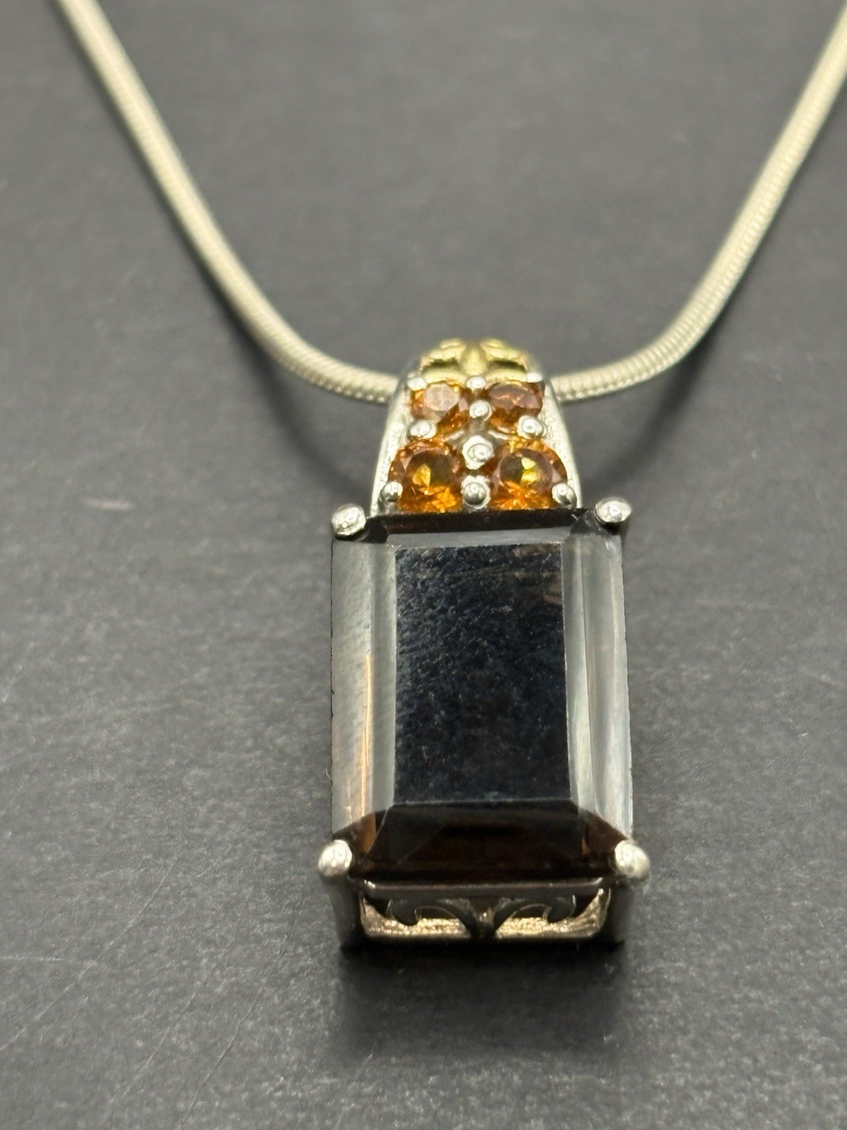 JTV 18″ STS Topaz Two Tone Sterling Silver Pendant Necklace 7 Grams H5