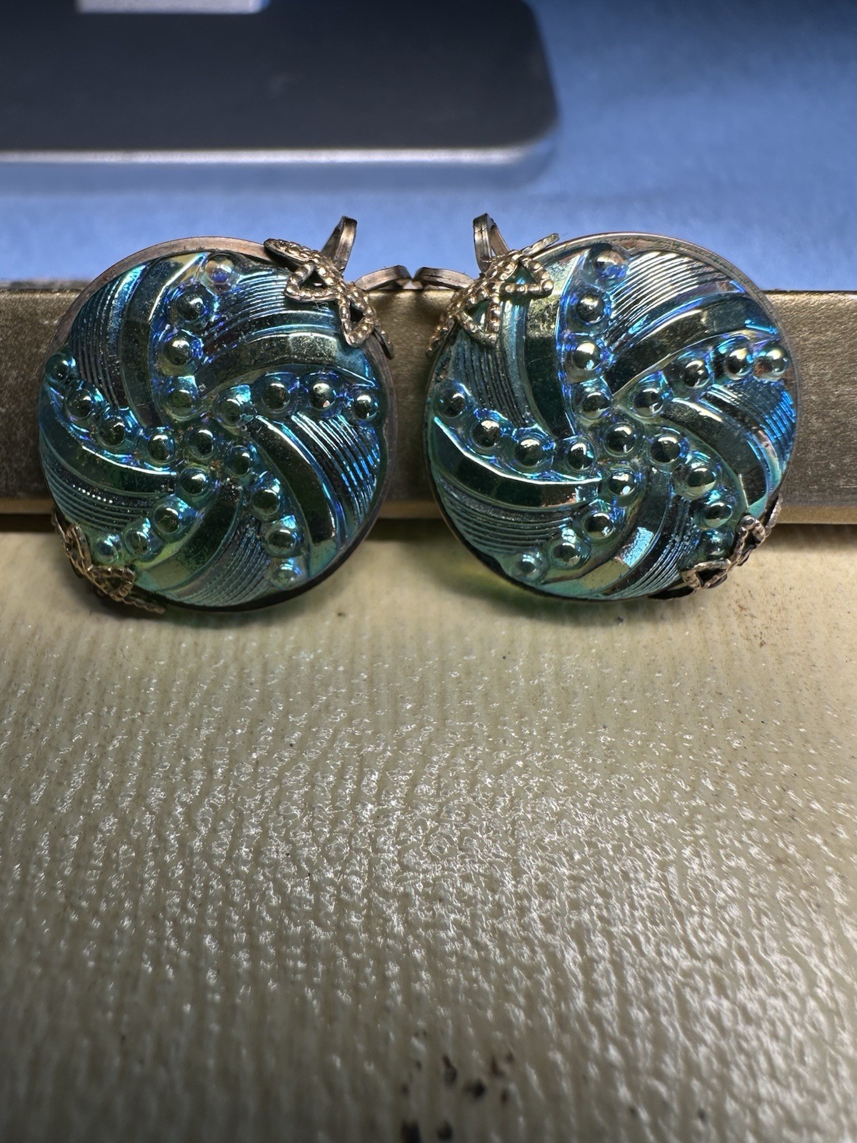 Vintage MCM Hillcraft Rainbow White & Blue Iridescent Lucite Clip Earrings