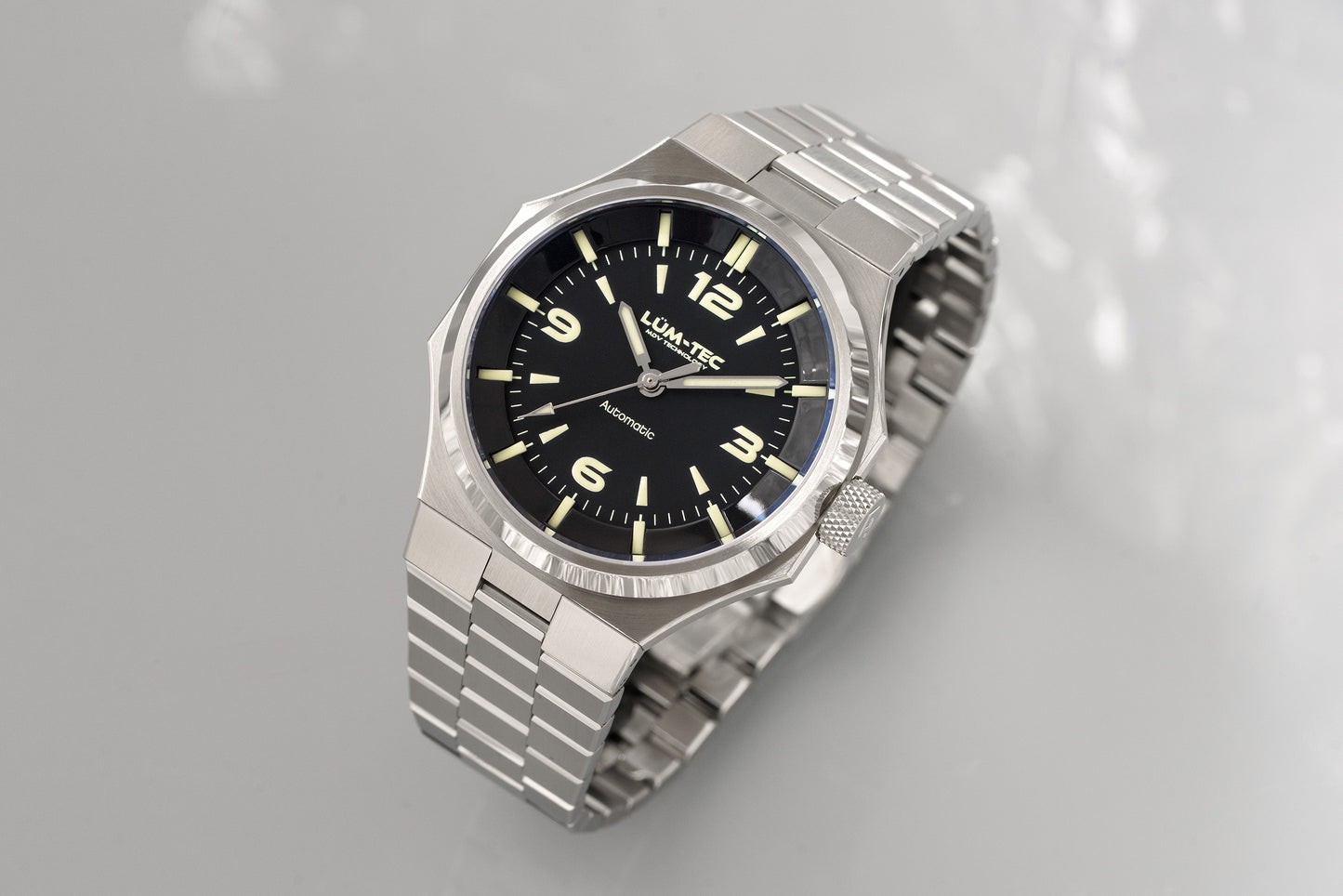 Lum-Tec Mens Automatic Watch 42mm Eclipse E2 Black Dial Hi Precision Miyota 9039