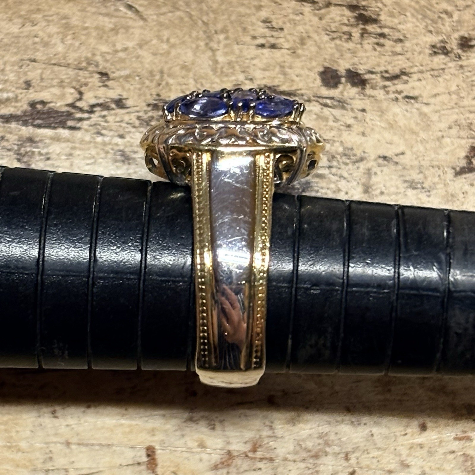Gems En Vogue Ring Size 9 Sterling Silver Two Tone w/ Tanzanite Cluster