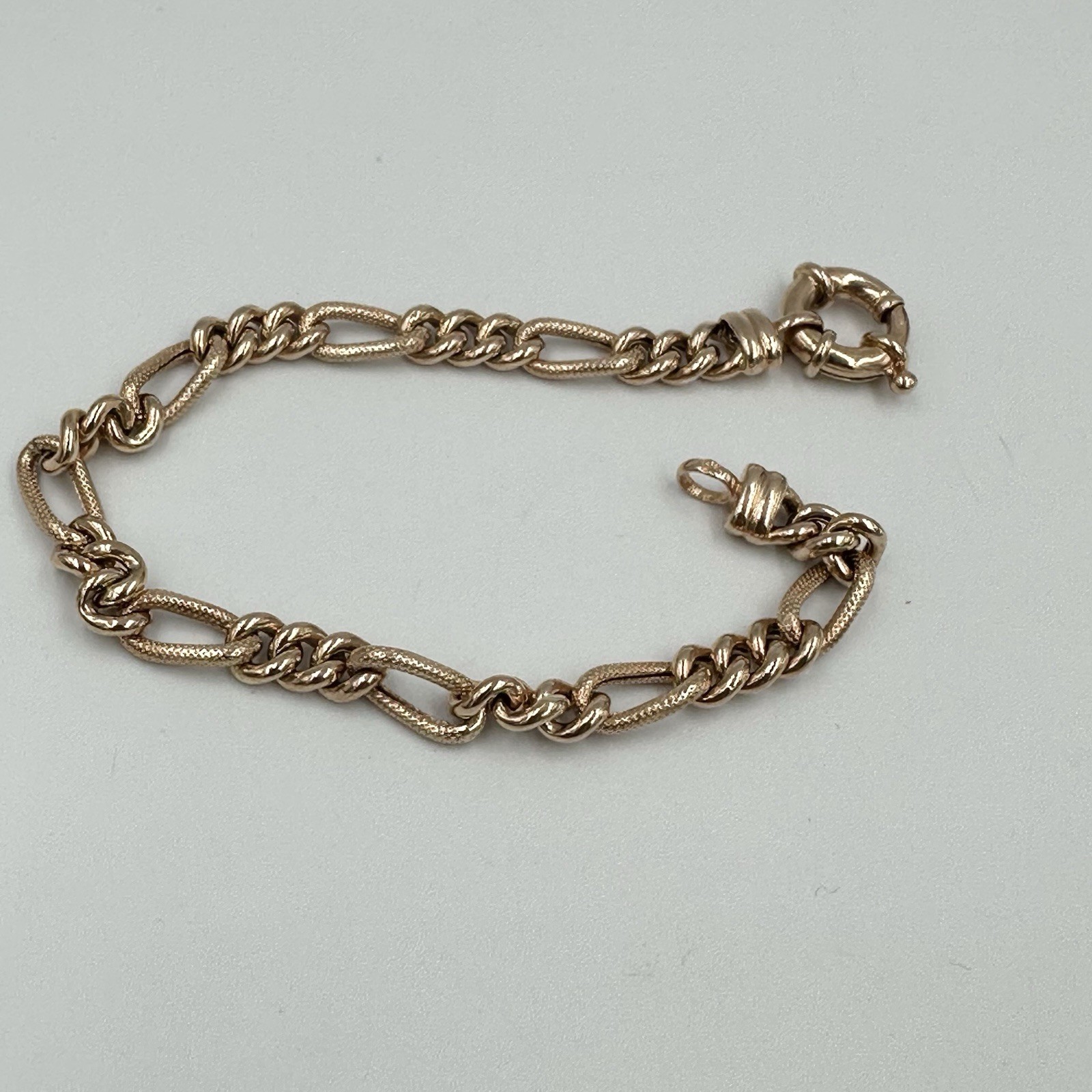 9K Ross Gold Figaro Bracelet 16cm