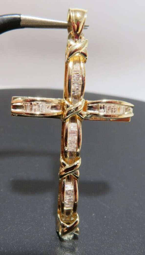 14K YG DIAMOND CLUSTER CROSS PENDANT 0.35 tcw 22.77 MM X 43.50 MM 5.47g(AI-2251)