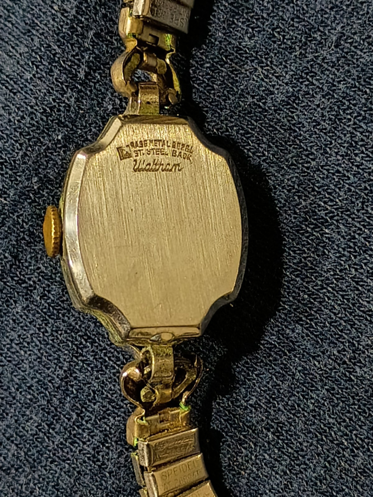 Waltham Vintage Women’s 17J Manual Mechanical Square Cocktail Watch