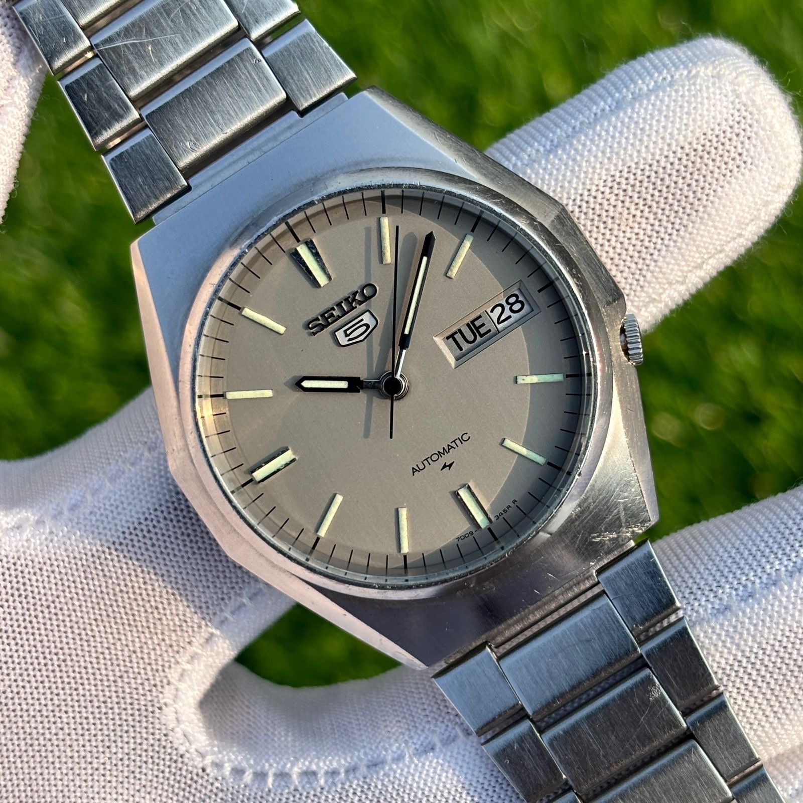 Vintage Seiko 5 Soft Skin Dial well kept Automatic Japan Men’s Watch 7009-8830