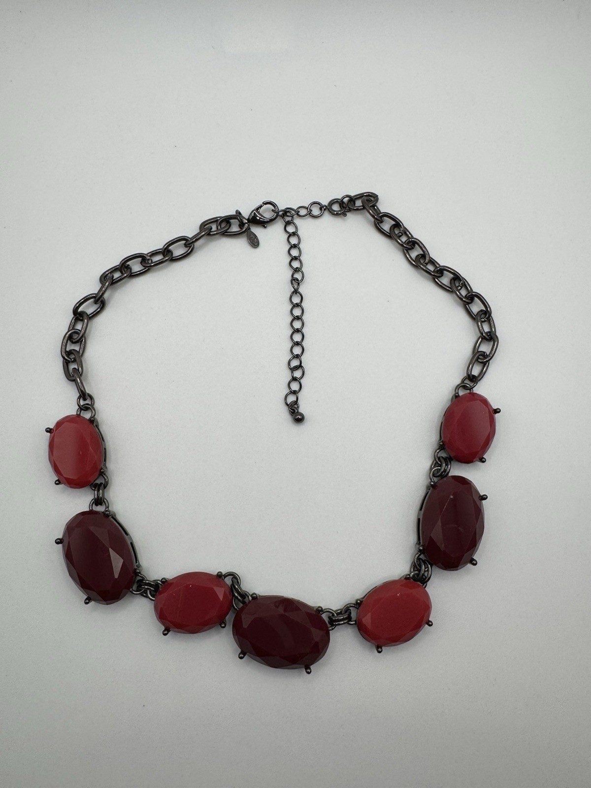Premier Designs Berrylicious Red Burgundy Statement Necklace Hematite Gunmetal