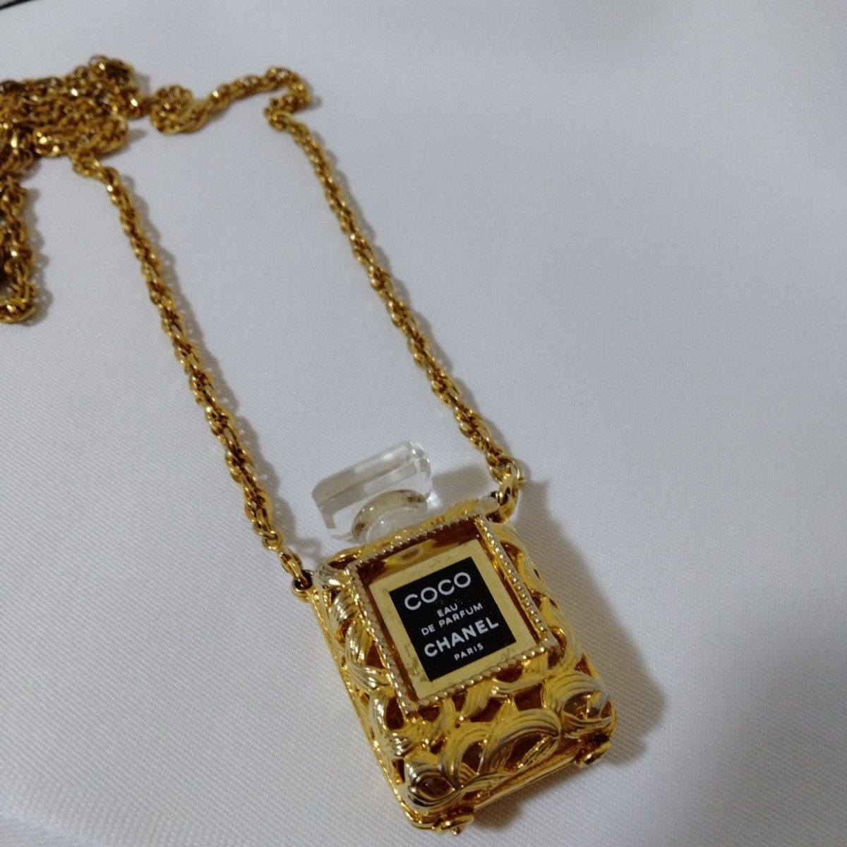 CHANEL Vintage Perfume Bottle Necklace Pendant Gold Chain 82cm Height 5cm Width