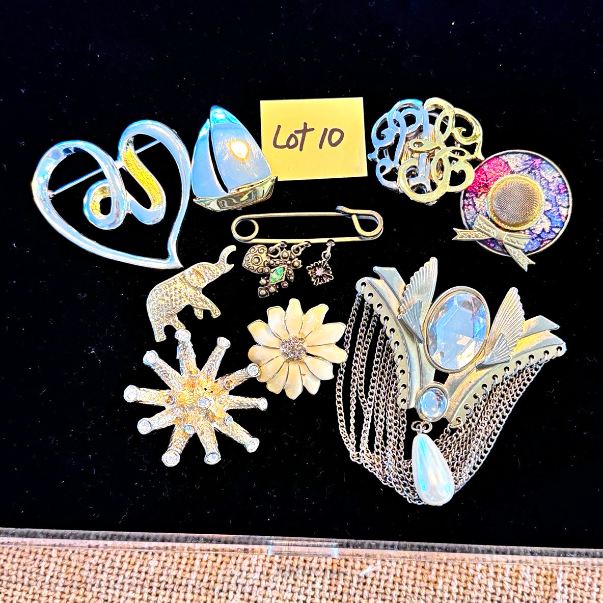 10pc Mixed Lot Metal Fashion Brooch & Pin Jewelry, Silver & Gold Tone
