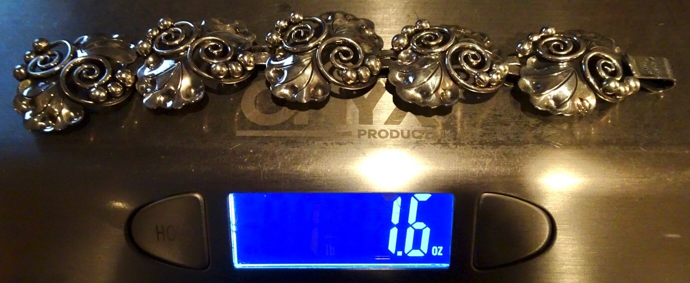 Beautiful 7 Inch, Vintage Daniela .950 Silver Bracelet. 1.6 Ounces, 45.36 Grams.