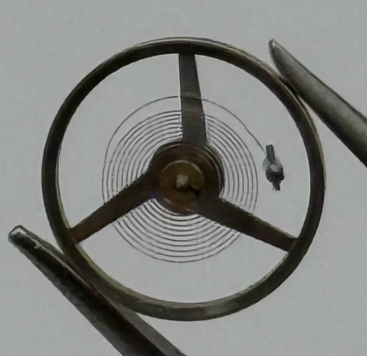 ST 69-21 Balance Wheel Complete And Spring Renata 1509 Watch Movement Parts NOS