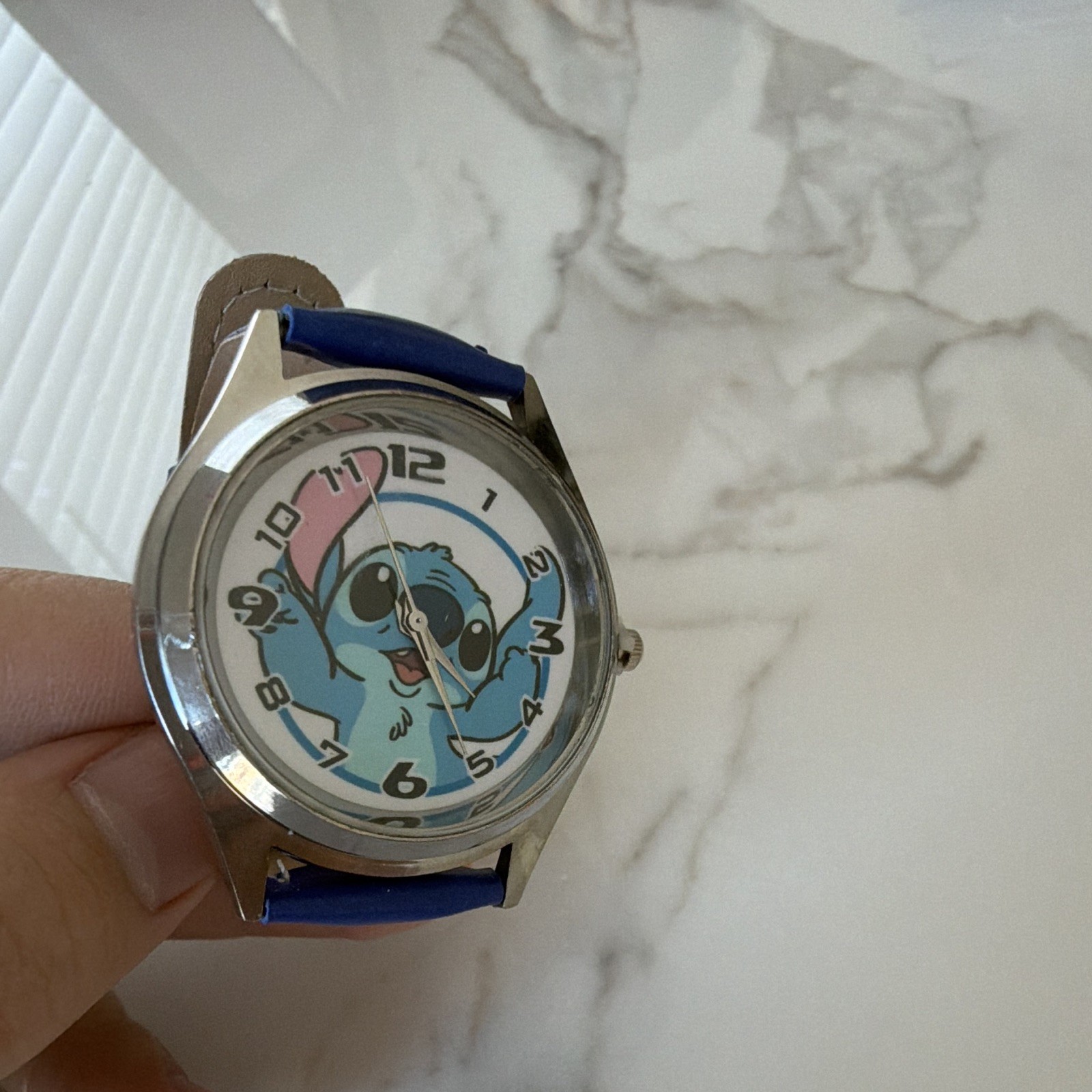 Lilo & Stitch Unisex Kids Quartz Analog Watch Blue Faux Leather Strap