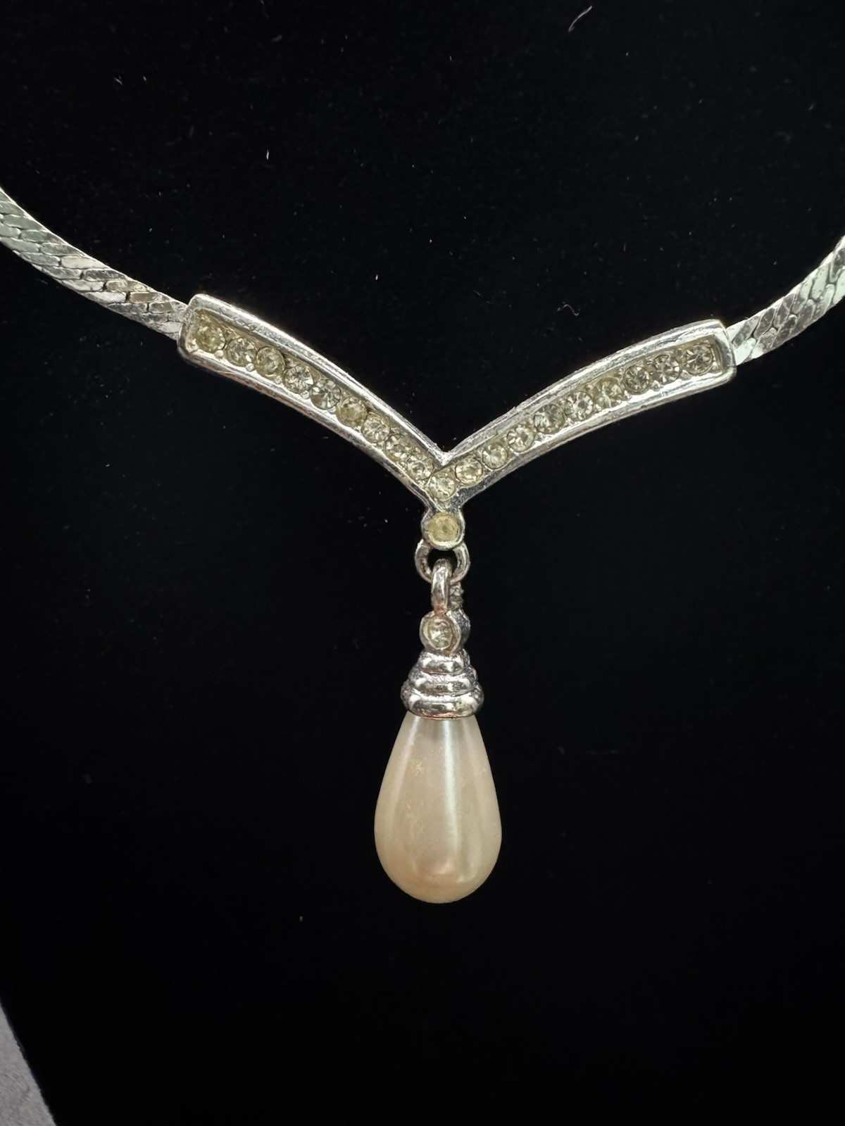 Vintage All Occasion Bracelet And Earring Set – Silver Tone And Pearl