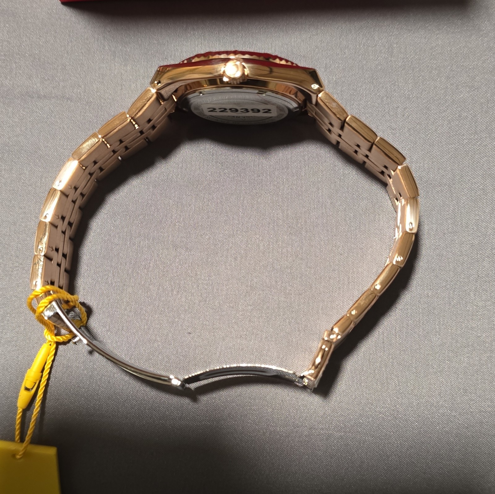 Invicta Pro Diver Quartz Analog Gold SS Bracelet Date 100m 38mm w/ Box