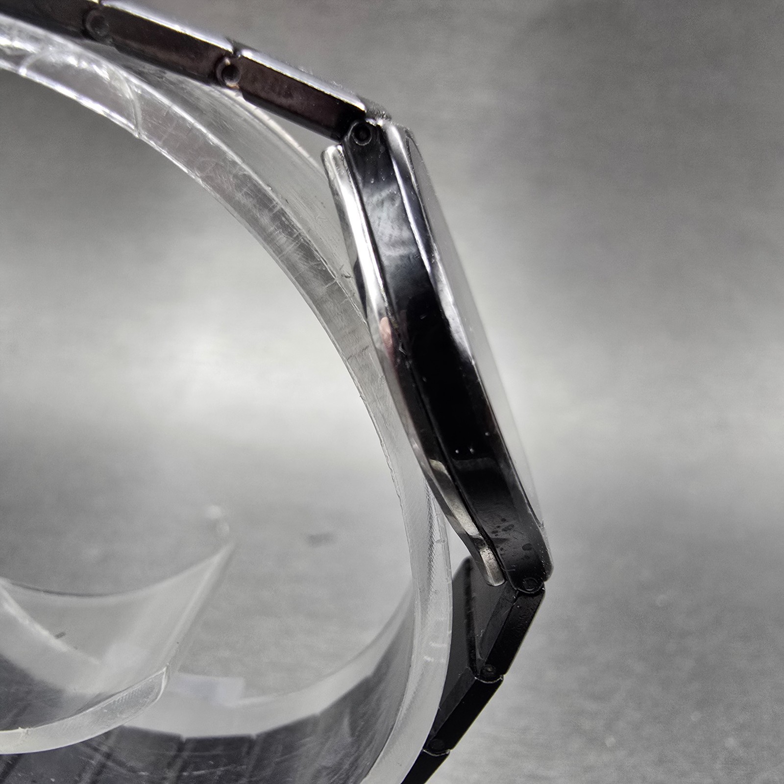 Movado Museum Watch Women 23mm Black Dial Black Tone Round 84-40-881-A New BattY