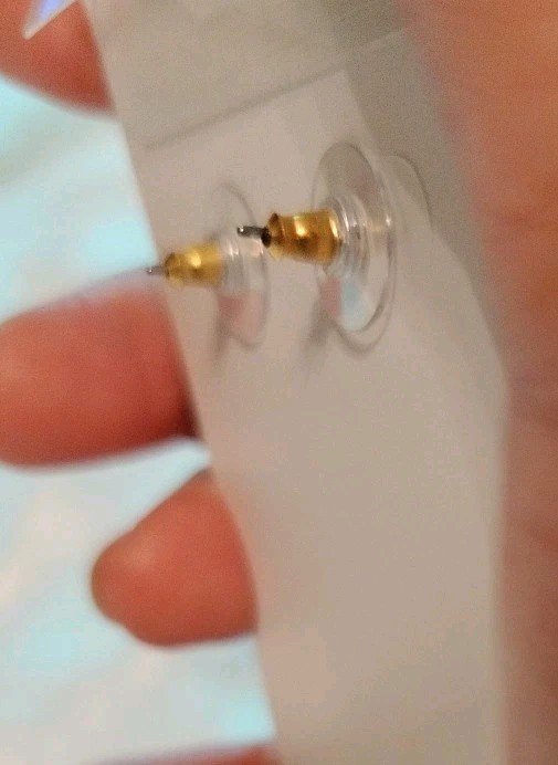 LILLY PULITZER EARRINGS NWT 🩷 Paradise Pink LOVE HEART CHARM Dangling PIERCED