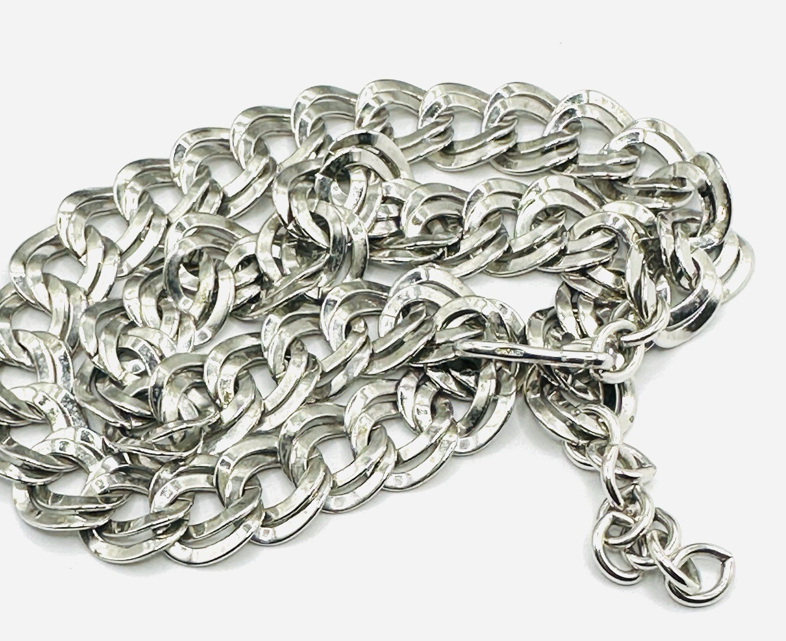 MONET SILVERTONED WITH DOUBLE LINKS HOOK CLASP NECKLACE# 23-26