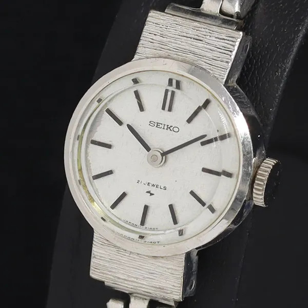 Working Seiko 11-0760 manual winding silver dial 21 jewels ladies’ watch KRH