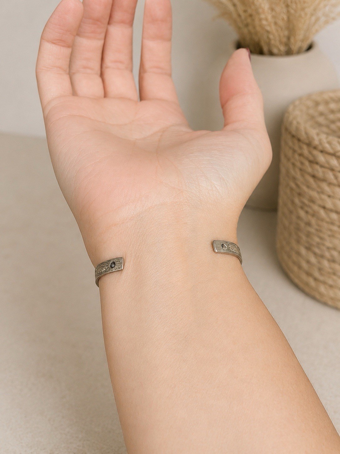Vintage Fred Harvey Era Zuni Sterling Silver Turquoise Snake Eye Cuff Bracelet S