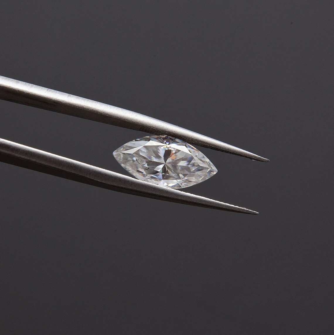 Stunning 1 CT Certified Natural White Diamond – Marquise Cut, VVS1 D Grade H15