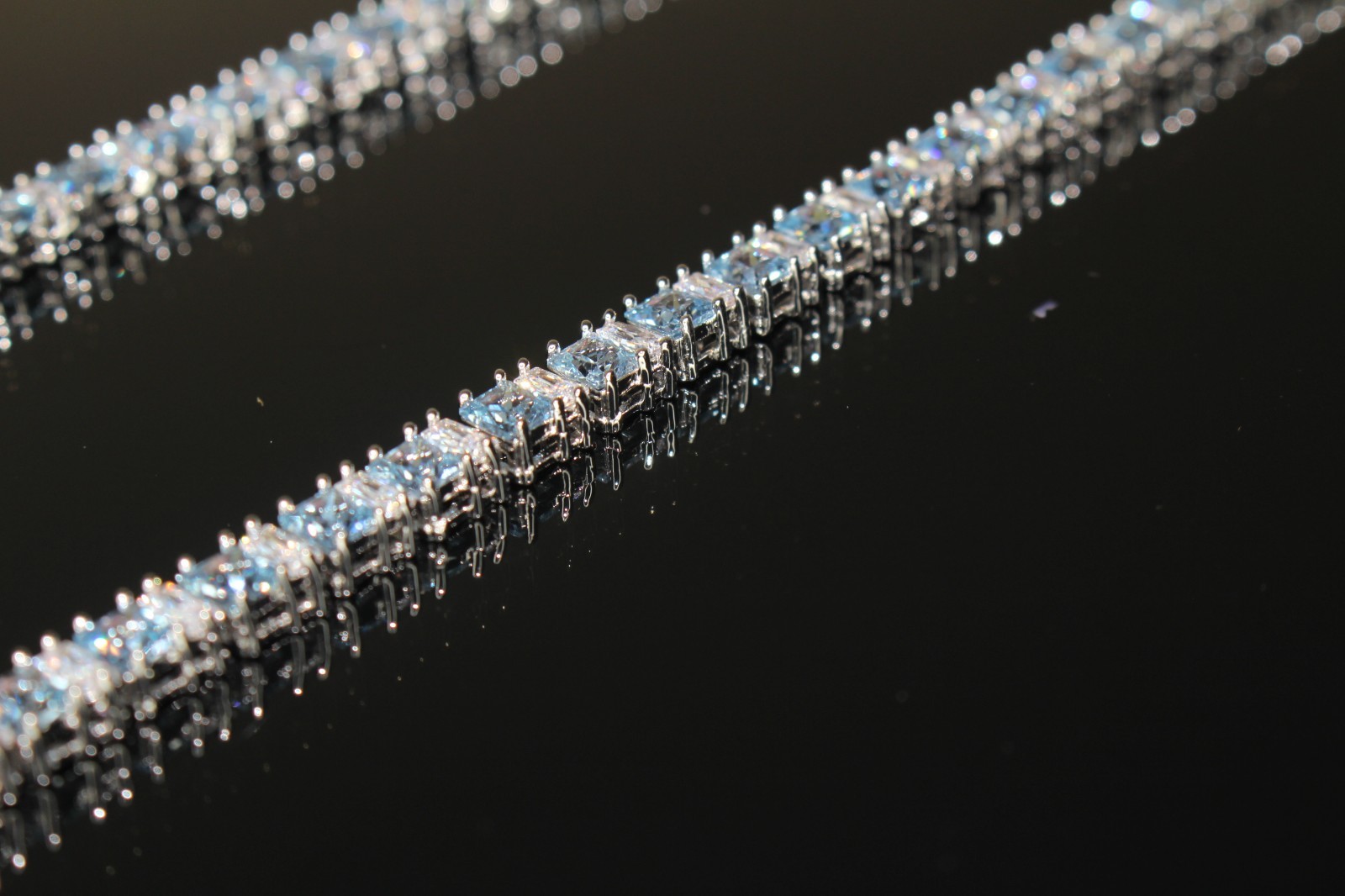 4mm True Blue Tennis Chain Necklace 85ctw BAGUETTE Lab Sim VVS1 Diamond Sapphire