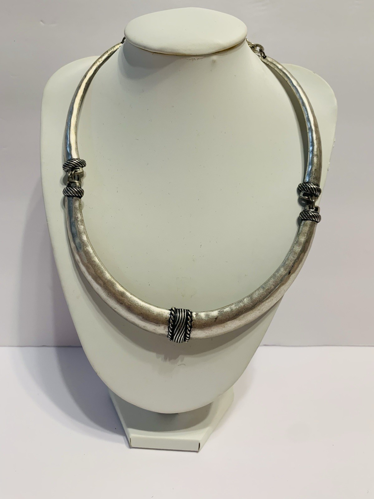 Chicos Regency Necklace Curved Grunge Y2K 90s Silver Cybergoth Adjustable 14008