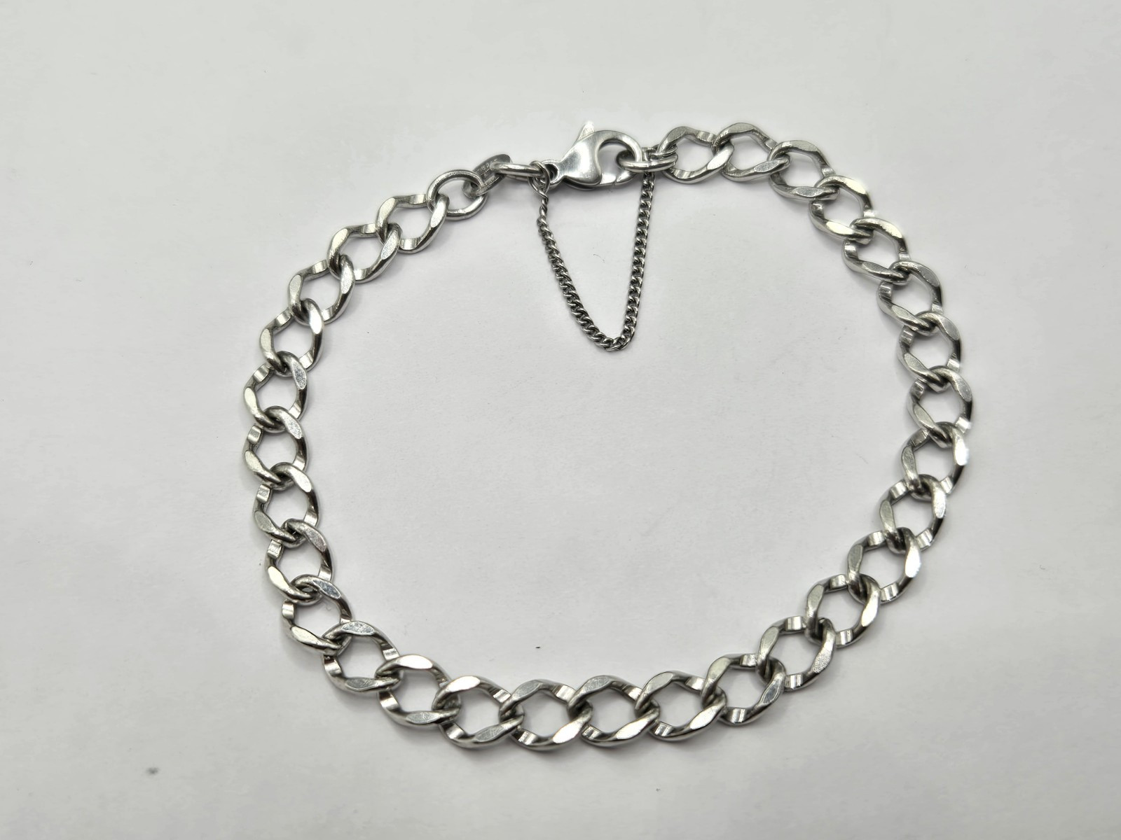 RETIRED James Avery 6.5 Inch Sterling Silver Single Curb Charm Bracelet